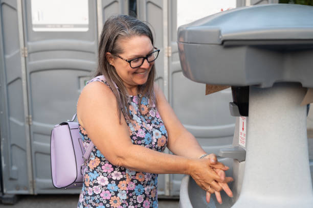 Best Luxury portable toilet rental  in Whiskey Creek, FL